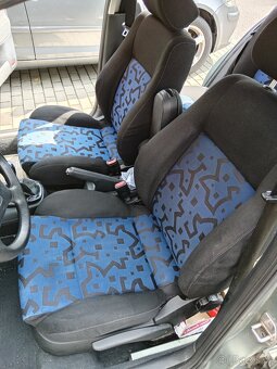Sedačky Volkswagen Golf IV - 3