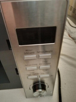 Mikrovlnná trouba Beko s grilem, nerez - 3