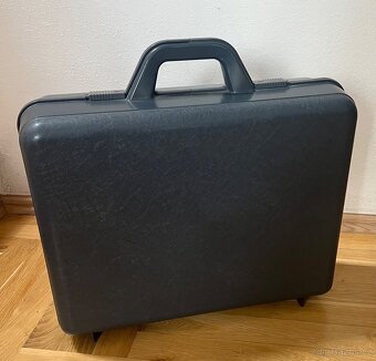 Přenosný psací stroj Consul 2226 – československá legenda, ú - 3