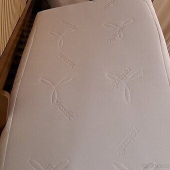 Čistá ZDRAVOTNÍ matrace 90x200 cm výška cca 17 cm - 3