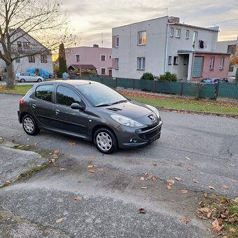 Peugeot 206+ Trendy 1,1i Dovoz Rakousko najeto 76t.km. - 3