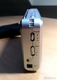 Světový radiopříjímač TCM - 3