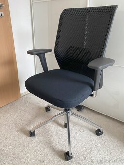 Kancelářská židle - Vitra ID Mesh diamond PC 30000,- NOVÁ - 3