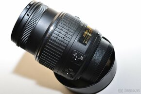 Nikon AF-S 18-55mm f/3,5-5,6G VR II DX Nikkor - 3