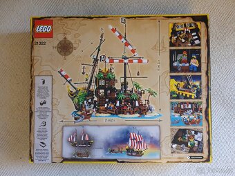 LEGO Ideas 21322 Zátoka pirátů z lodě Barakuda - 3