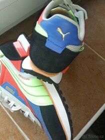 Prodám boty Puma vel.40,5 - 3