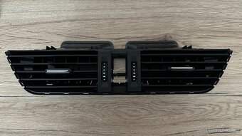 Octavia 3 - výdechy ventilace - 3