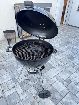 Weber Master Touch Premium s příslušenstvím - 3