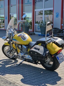 Yamaha XVS 1100 DragStar/V-Star stylový cruiser - 3