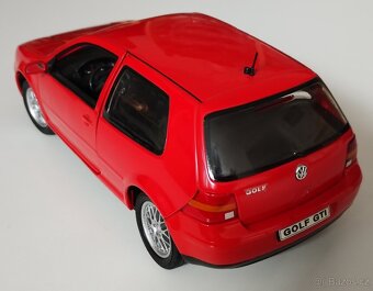 VW Golf 4 GTi 1/18 - 3