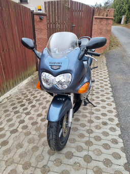 Suzuki GSX 750 F - 3