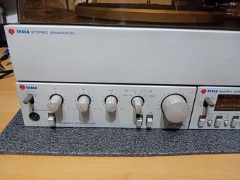 Gramofon TESLA G710A + zesilovač, tuner, 2x repro a LP - 3