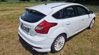 Ford Focus Mk3 1.6 TDCi (2012) – bílý hatchback, výborný sta - 3