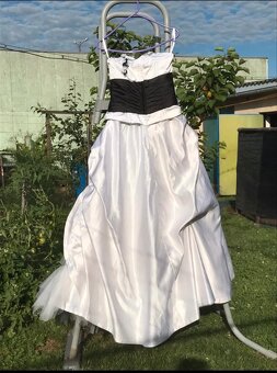 Maturitní /svatební šaty - 3