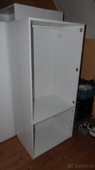 Šatní skříň - 3