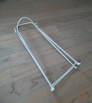 Shnuggle vanička bílá se šedou opěrkou + skládací stojan - 3