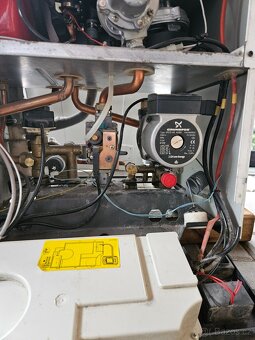 Prodám plynový kotel Baxi - 3