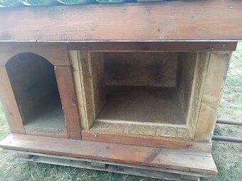 Prodám zateplenou psí boudu . - 3