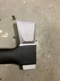 Sekera Fiskars X25 - 3