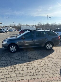 ŠKODA Octavia II Combi Facelift Motor 1.6 TDi. Rok 2012 - 3