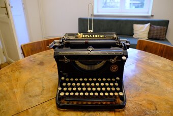 Starožitný psací stroj U.S. Mirsa Ideal - 3