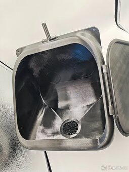 Pisoár na zahradu - 3