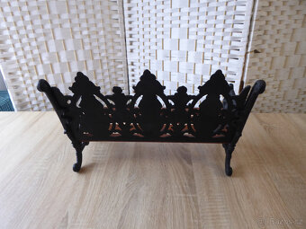 Litinová lavička pro panenky - 3