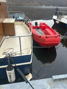 Hauseboat s motorem - 3