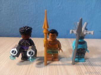 Lego Black Panther: Trůnní sál krále Namora 76213 - 3