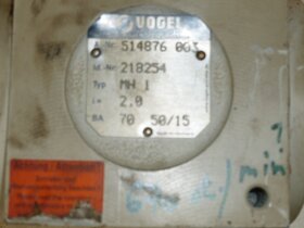 elektropřevodovka 0,37kw/380V /670 ot./min - 3