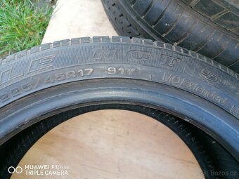 225/45 r17 letní Pneumatiky Goodijery RUNFLAT - 3