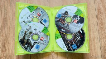 Prodám na xbox 4 x 360 hru Assasins Creed The American Saga - 3