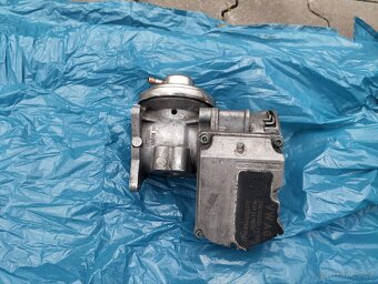 Stop klapka a EGR ventil pro motor 1.9tdi 77kw bxe - 3