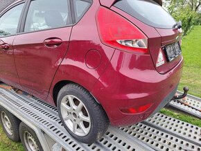 Ford Fiesta 1.25i - díly z vozu - 3