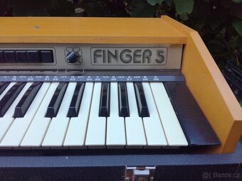 varhany LIRA Finger 5 - 3