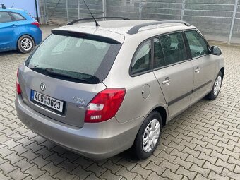 Škoda Fabia II combi 1.2i Ambiente klimatizace - 3