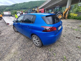 Peugeot 308 1.2 PureTech Style - Poškodený motor - 3