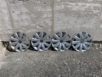 Poklice Volkswagen 16“ - 3