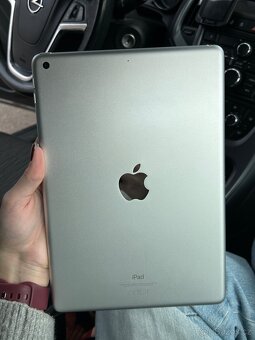 iPad 9. generace 10,2” – 256 GB, skvělý stav, plně funkční - 3