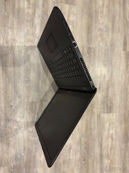 HP 15 Amd 2,2Ghz 8 GB RÁM 256 SSD win 11 - 3