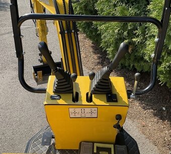 Pásový minibagr HN12C, bagr - 3