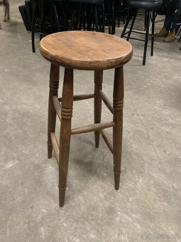 Barová židle dřevěná tmavě hnědá - použitá - 3