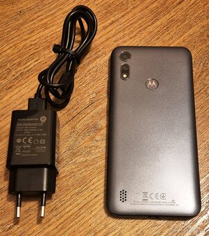 ⭐ Telefon Motorola Moto E6i 32GB / 2GB, Android 10 ⭐ - 3