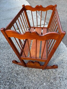 Masivní dětská kolébka - 3