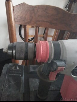 Vrtací kladivo Milwaukee V28HX - 3