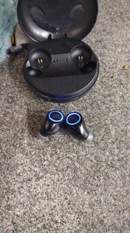 Prodej JBL sluchátek - 3