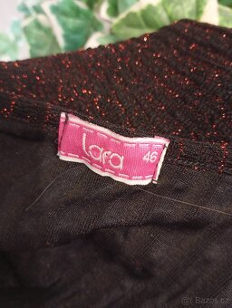 Šaty s červenou nitkou - 3