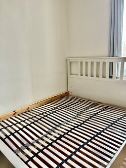 Bílý rám postele, 160x200 cm HEMNES IKEA - 3