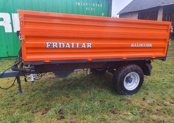 Vlek na traktor 3 stranné sklápění 4,8t - 3