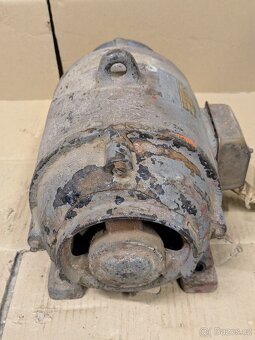 Historický elektromotor 2,2 kW - 3